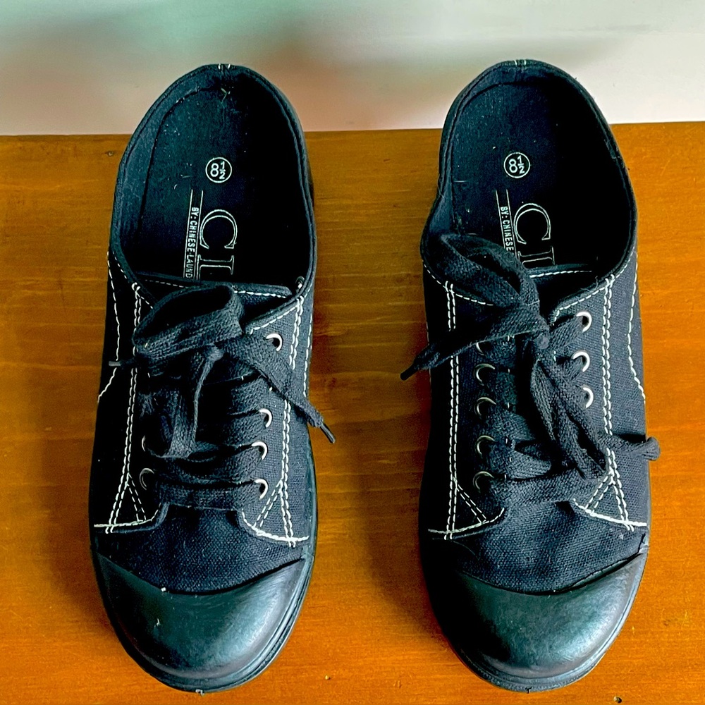 CL by Chinese Laundry Lug Sole Lace-Up Canvas Mules Size 8 1/2